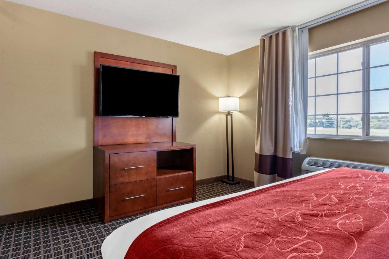 Comfort Suites Delavan - Lake Geneva Area Kültér fotó