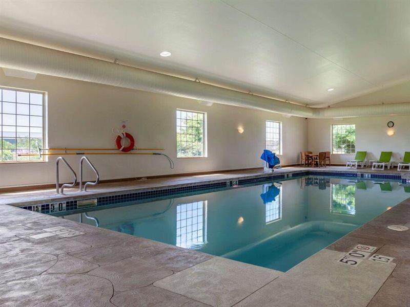 Comfort Suites Delavan - Lake Geneva Area Kültér fotó