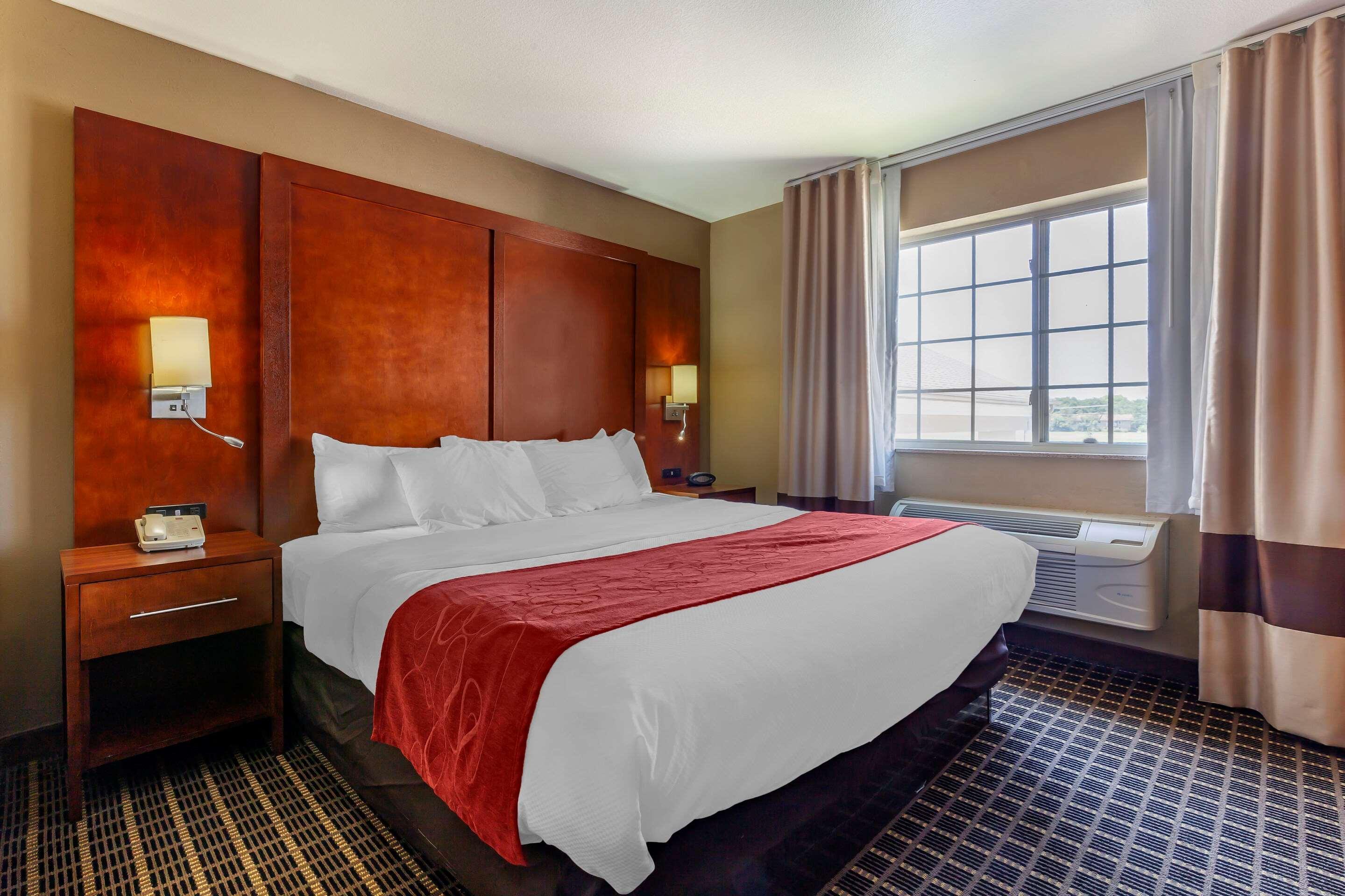 Comfort Suites Delavan - Lake Geneva Area Kültér fotó