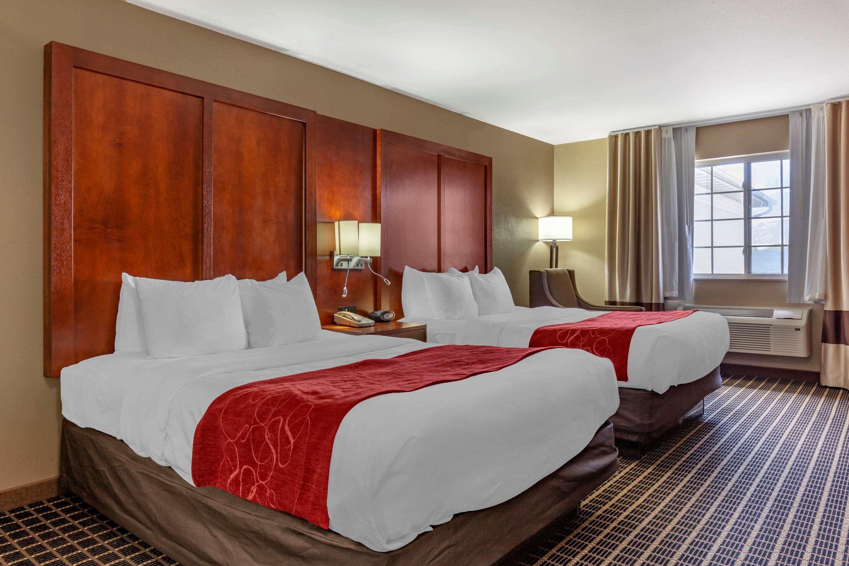 Comfort Suites Delavan - Lake Geneva Area Kültér fotó