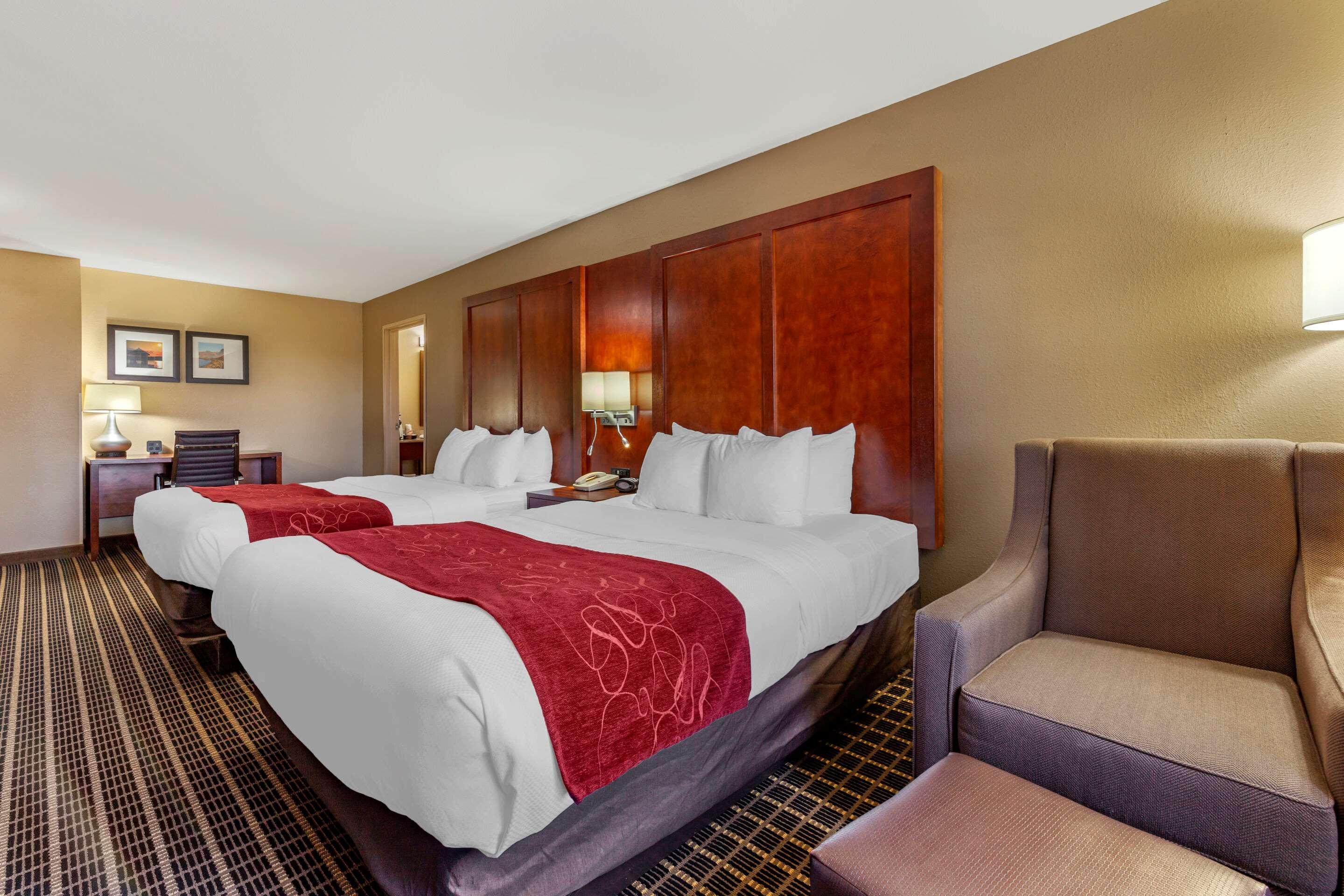 Comfort Suites Delavan - Lake Geneva Area Kültér fotó