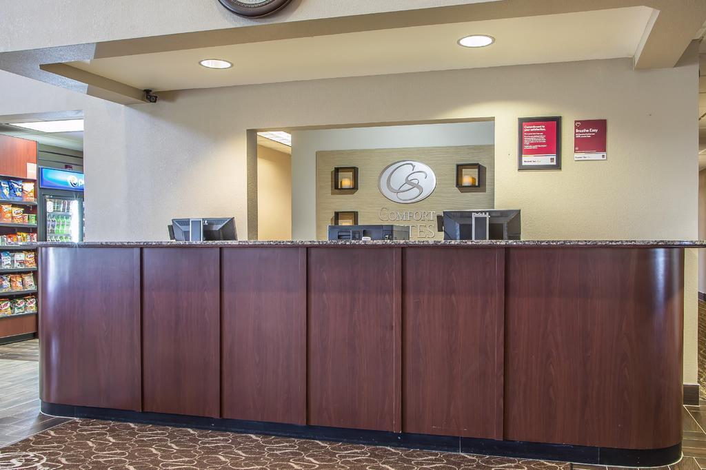 Comfort Suites Delavan - Lake Geneva Area Kültér fotó