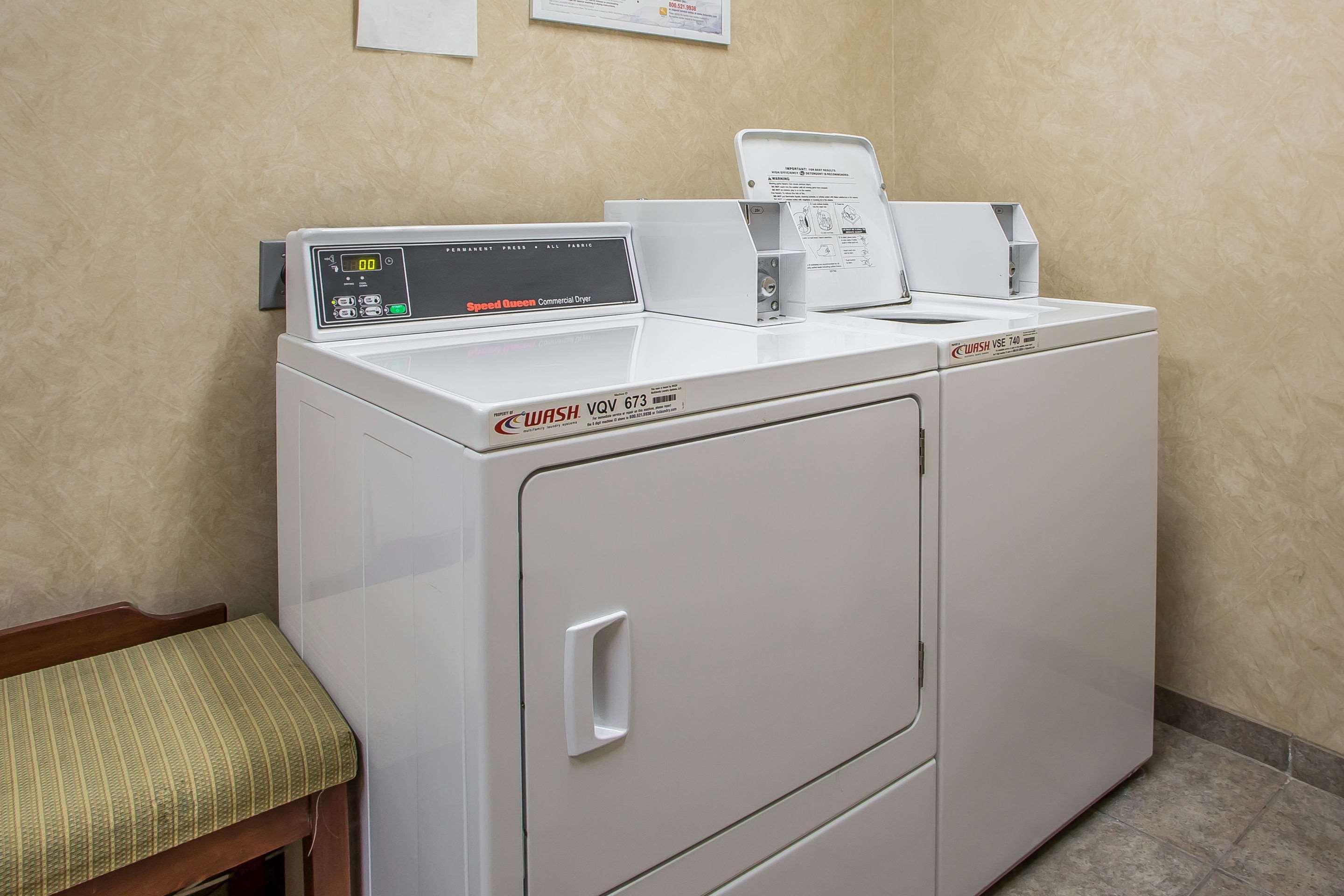 Comfort Suites Delavan - Lake Geneva Area Kültér fotó