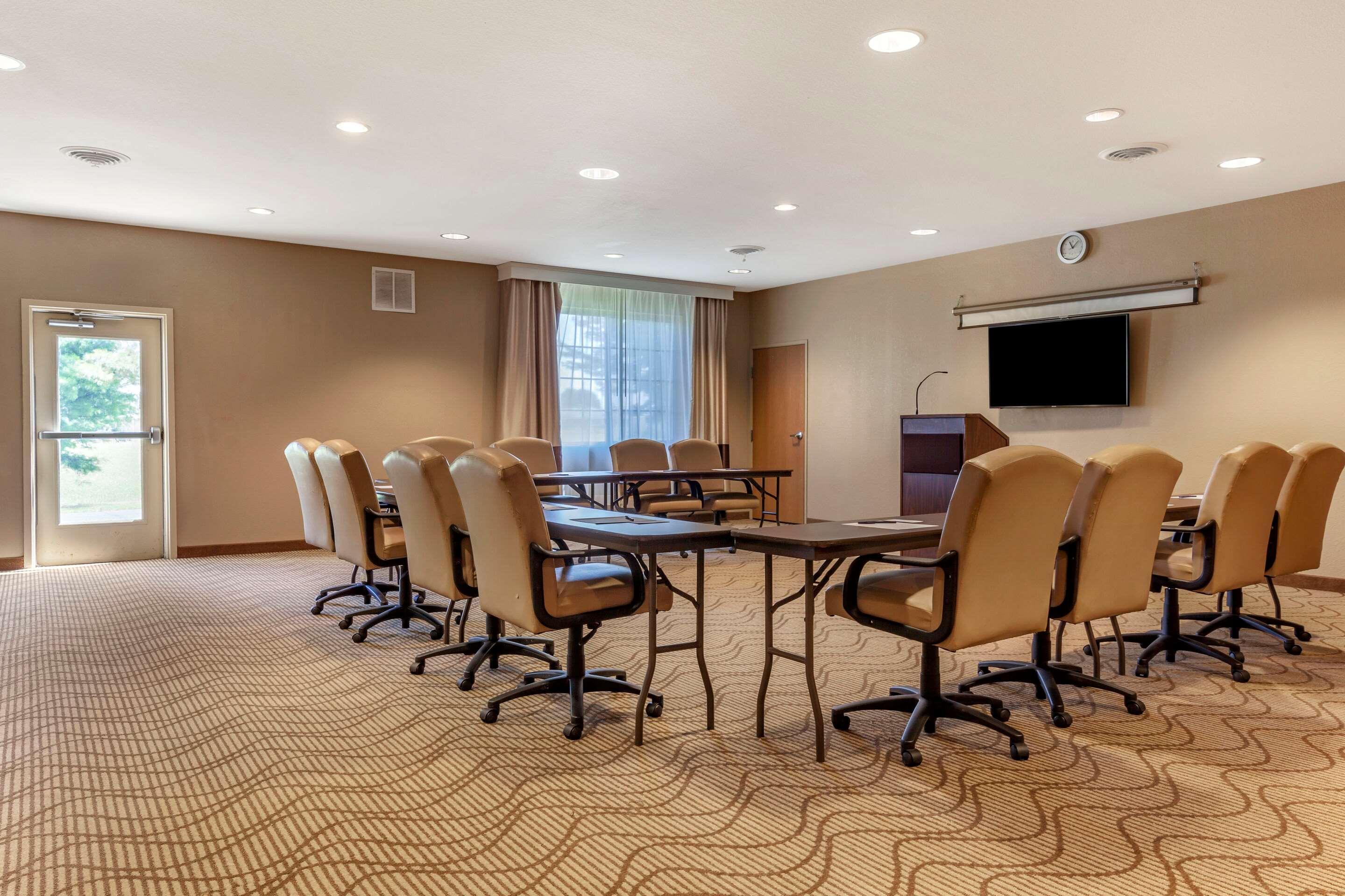 Comfort Suites Delavan - Lake Geneva Area Kültér fotó